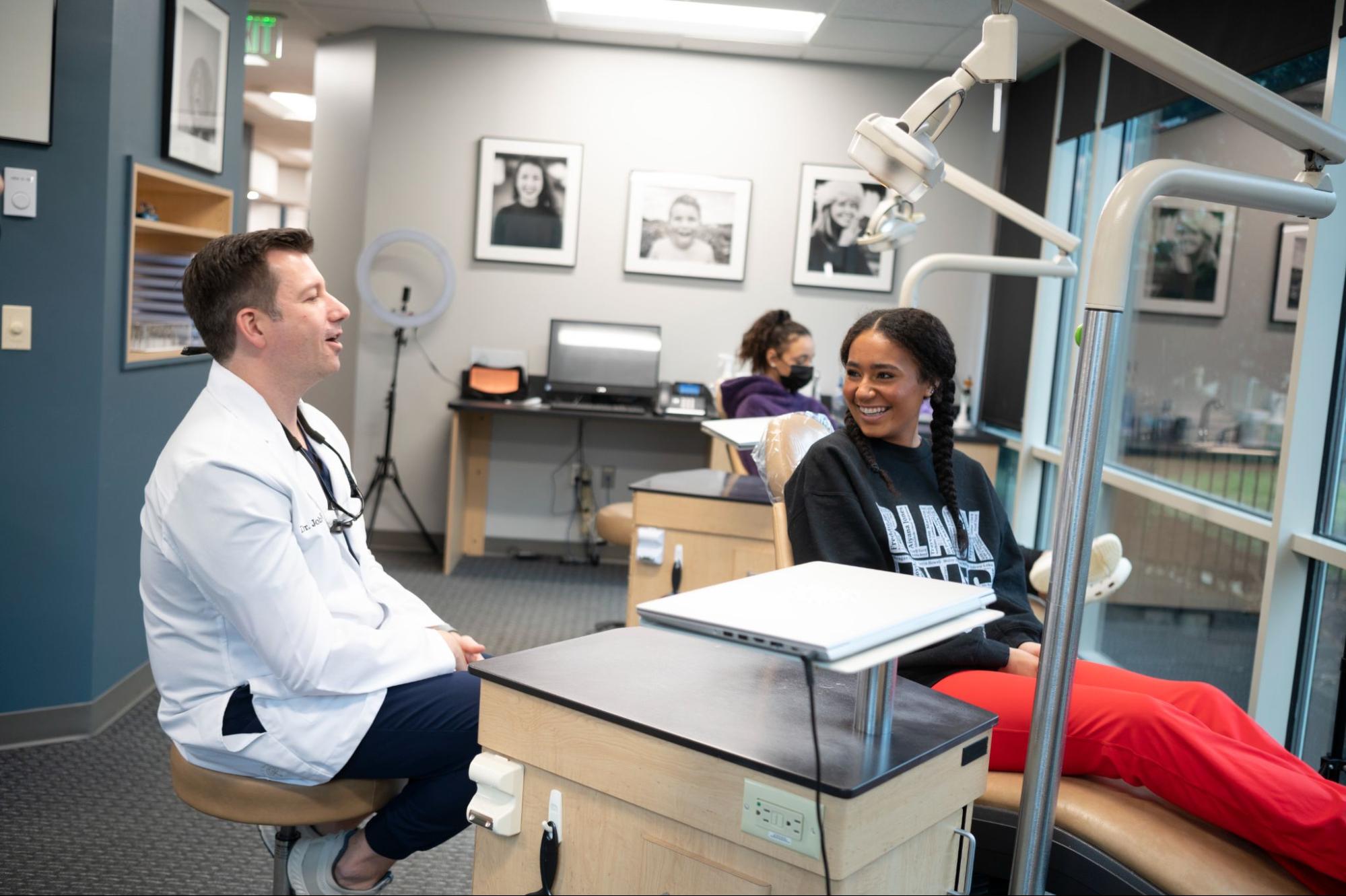 What Parents Need to Know About Orthodontic Treatment for Teens